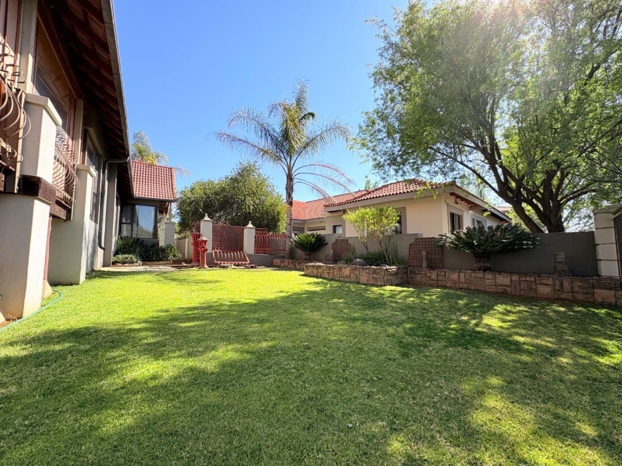 4 Bedroom Property for Sale in Woodland Hills Free State